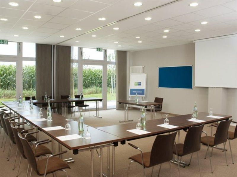 Holiday Inn Express Munich Airport โอเบอร์ดิง ภายนอก รูปภาพ