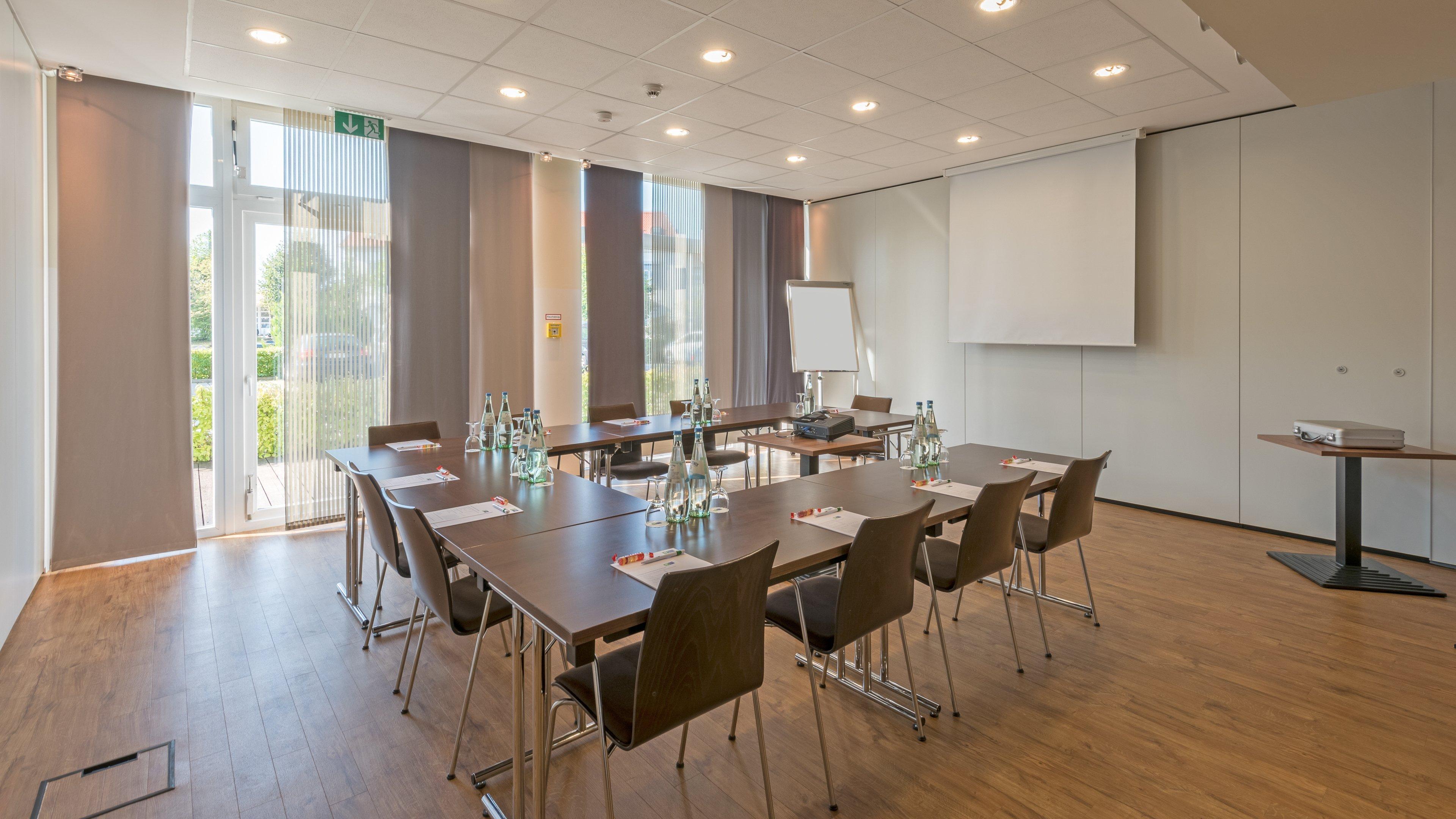 Holiday Inn Express Munich Airport โอเบอร์ดิง ภายนอก รูปภาพ