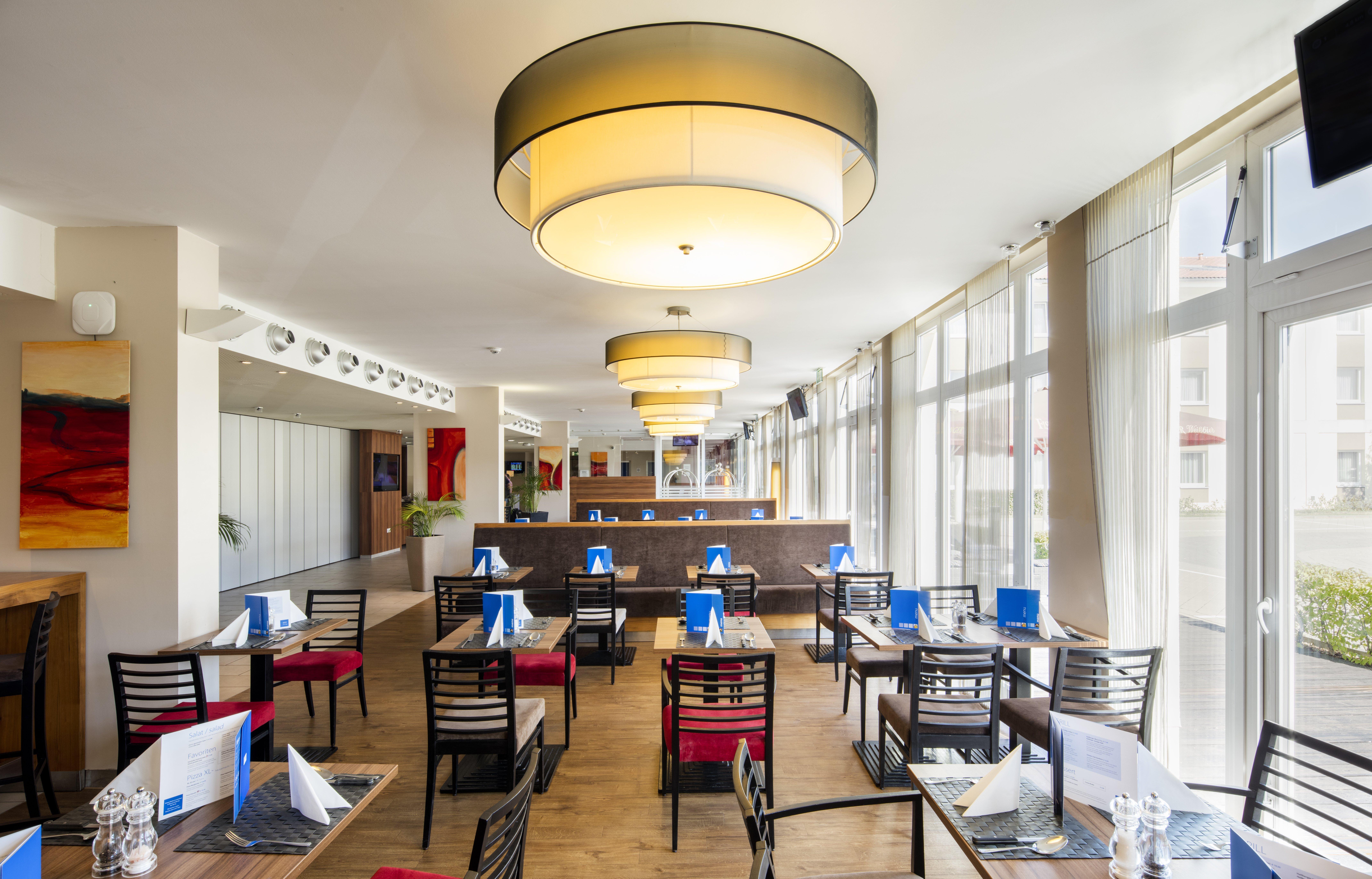 Holiday Inn Express Munich Airport โอเบอร์ดิง ภายนอก รูปภาพ