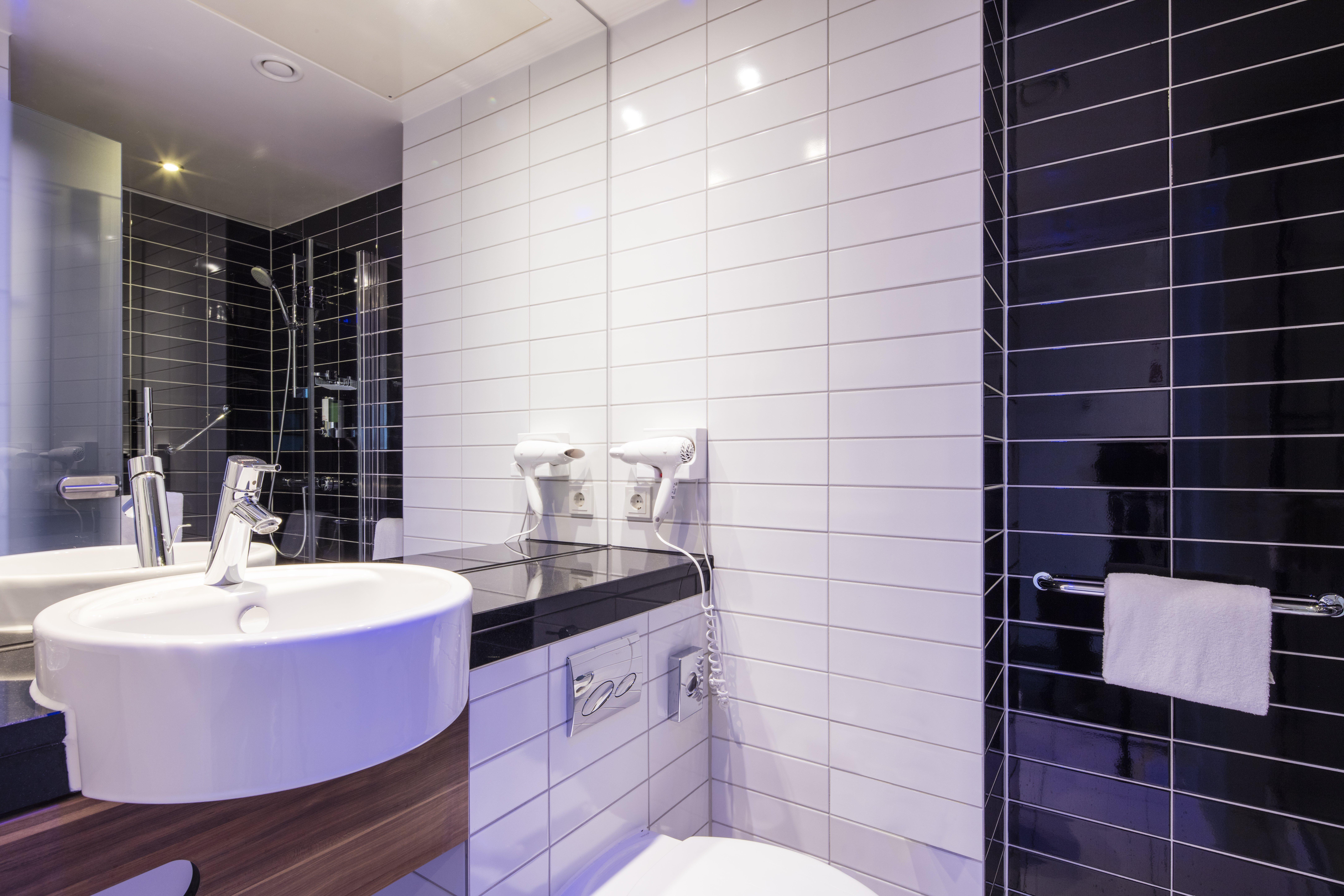 Holiday Inn Express Munich Airport โอเบอร์ดิง ภายนอก รูปภาพ