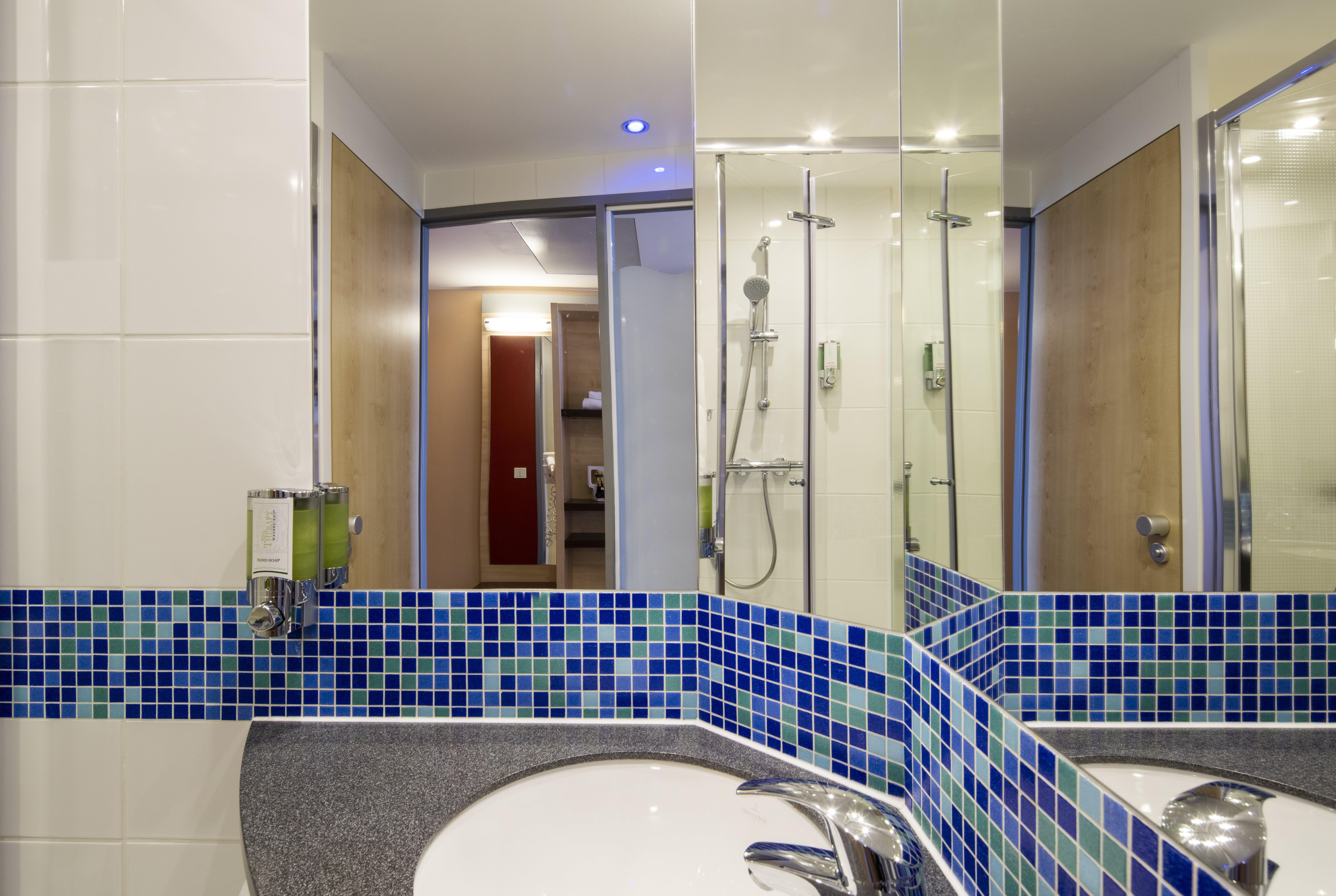 Holiday Inn Express Munich Airport โอเบอร์ดิง ภายนอก รูปภาพ
