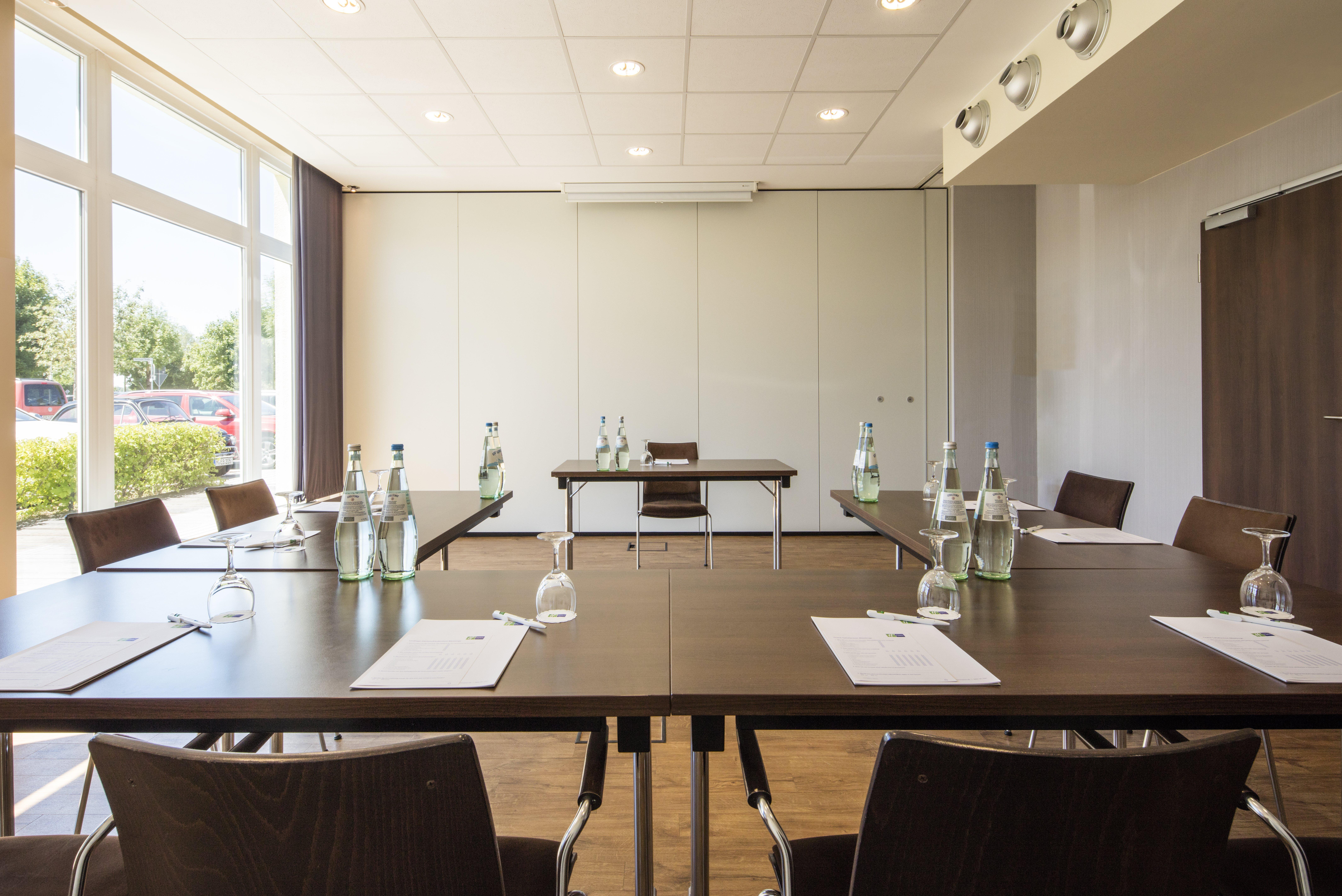 Holiday Inn Express Munich Airport โอเบอร์ดิง ภายนอก รูปภาพ